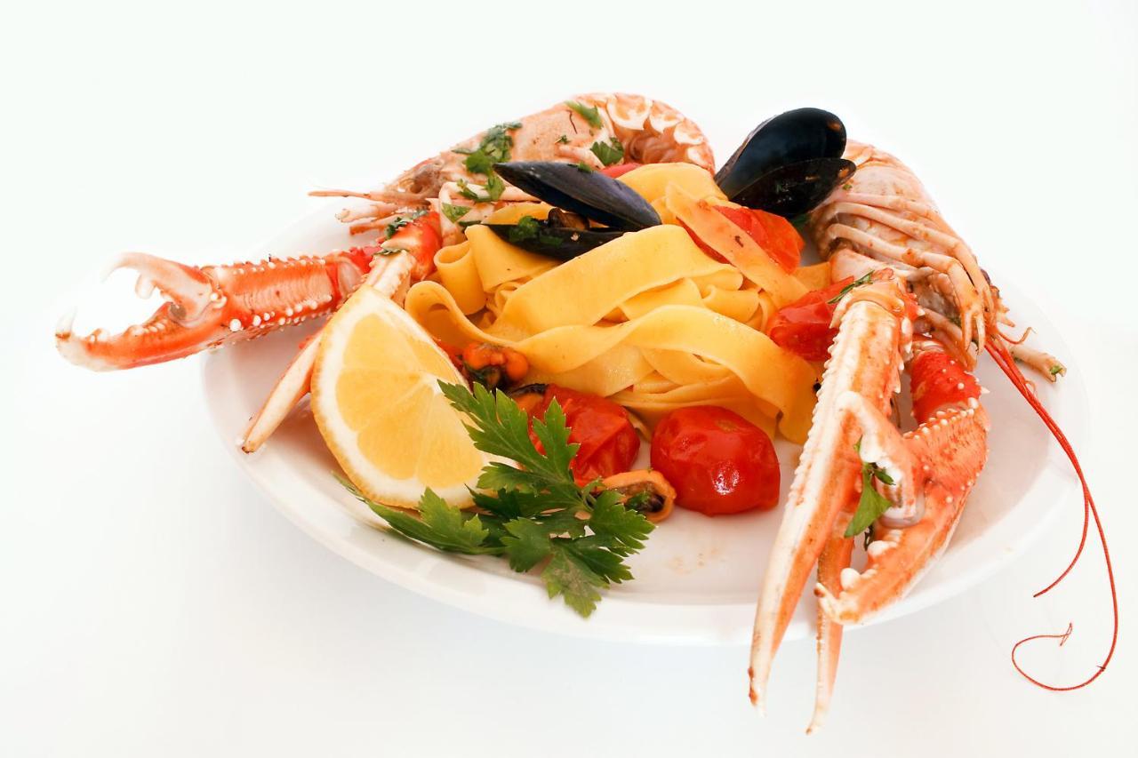 Miramare Inn Hotel Marotta Kültér fotó