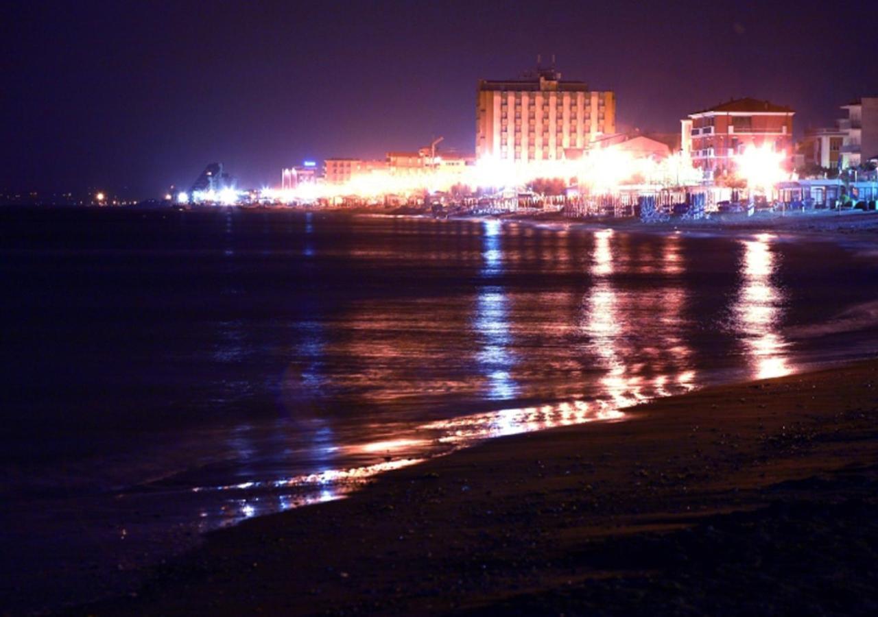 Miramare Inn Hotel Marotta Kültér fotó